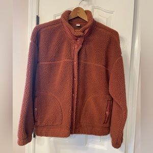 Old Navy Sherpa button fleece jacket